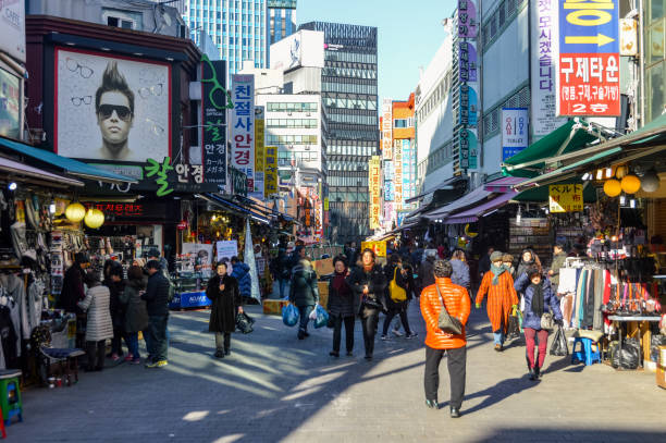 Chợ Dongdaemun, thiên đường mua sắm không ngủ ở Seoul