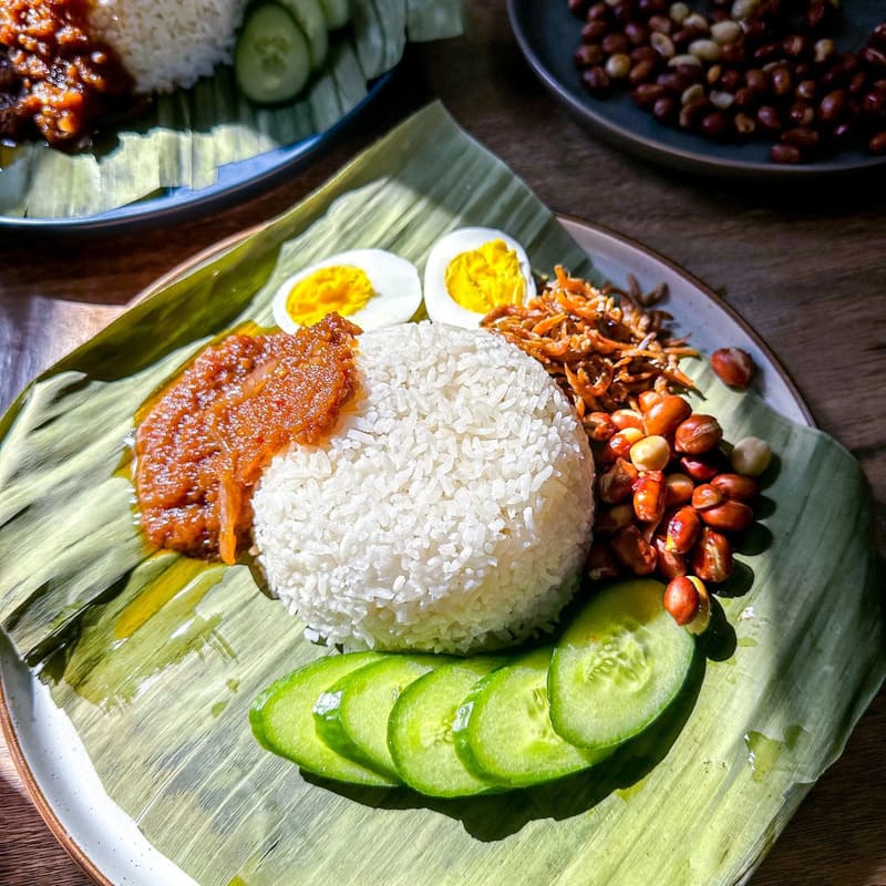  Nasi Lemak – ành trình ẩm thực qua món ăn biểu tượng của Malaysia