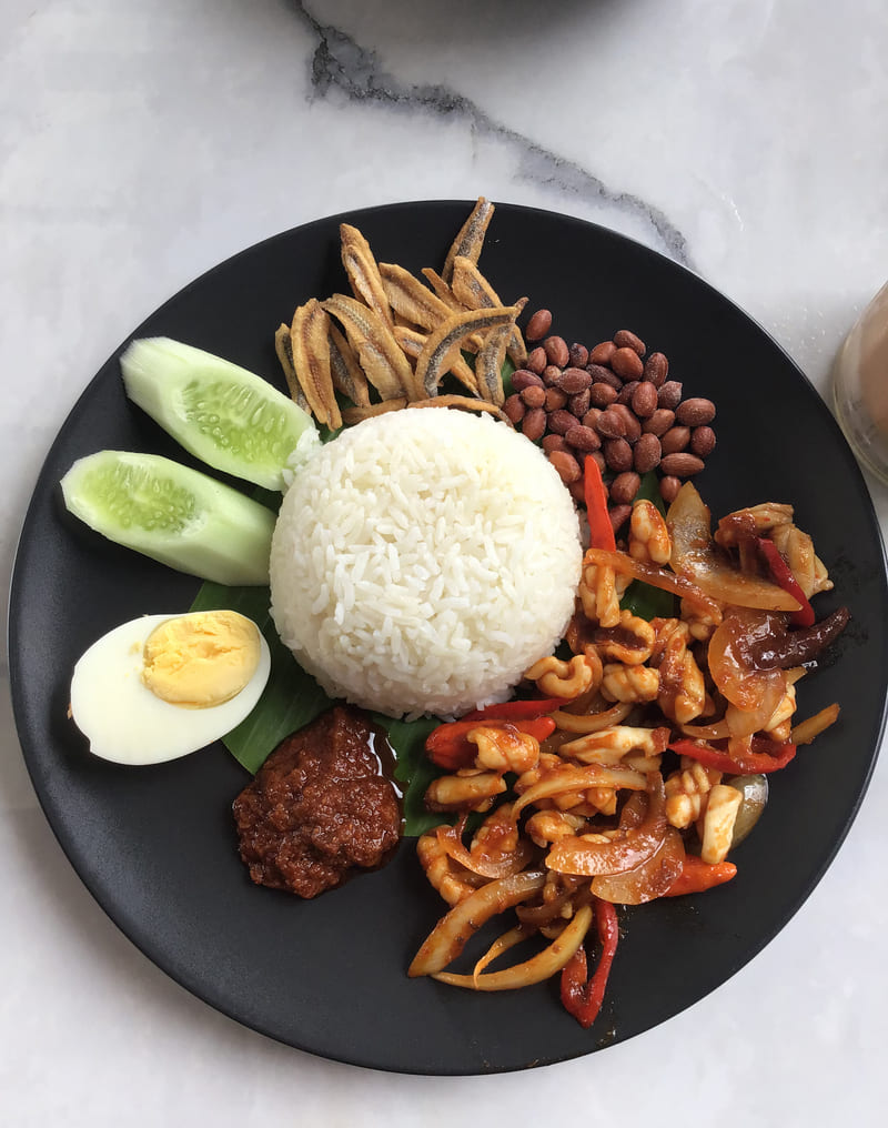  Nasi Lemak – ành trình ẩm thực qua món ăn biểu tượng của Malaysia