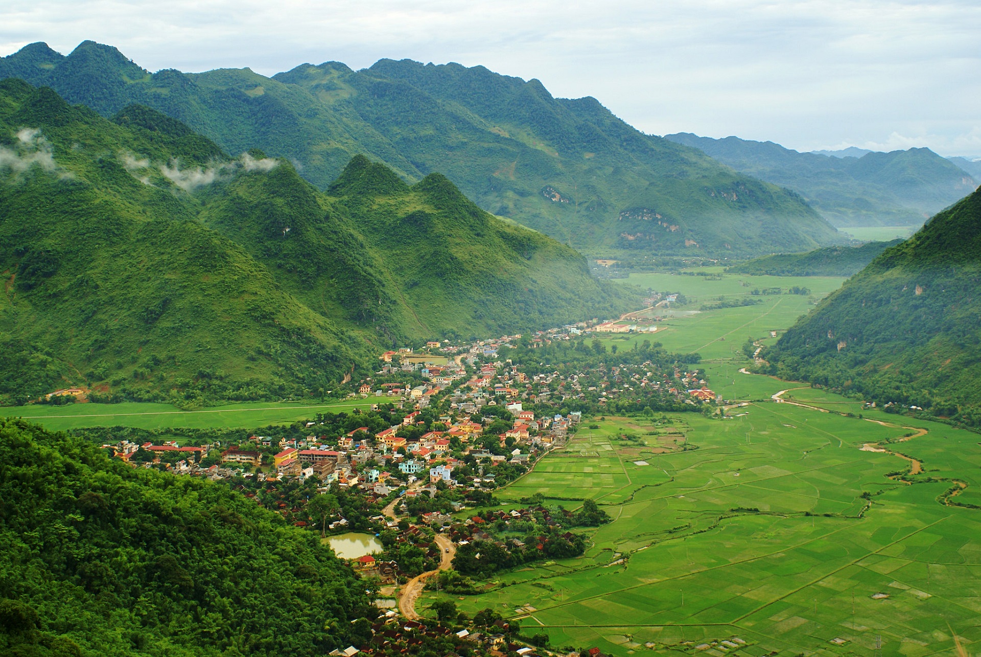 Giới Thiệu Về Mai Châu