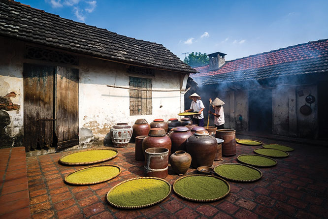 Những Điểm Đến Nổi Bật Tại Làng Cổ Đường Lâm