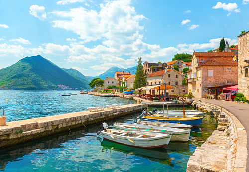 Perast – Ngôi Làng Lãng Mạn Bên Bờ Vịnh Kotor