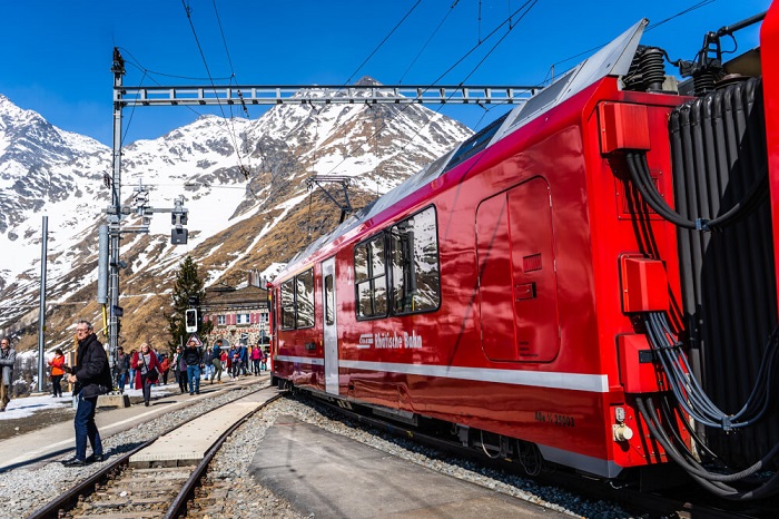 GoldenPass Line: Hành Trình Từ Montreux Đến Gstaad